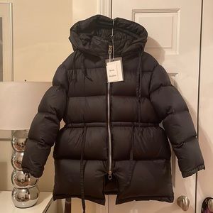 2019/2020 Acne Studios oversized down puffer jacket. Size 32 / small